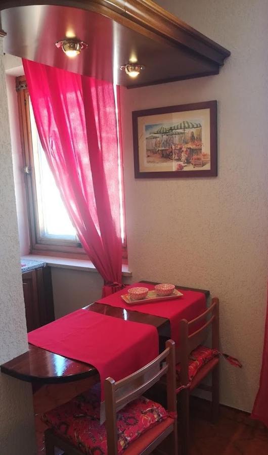 Casa Lucy Apartment อาออสตา ภายนอก รูปภาพ